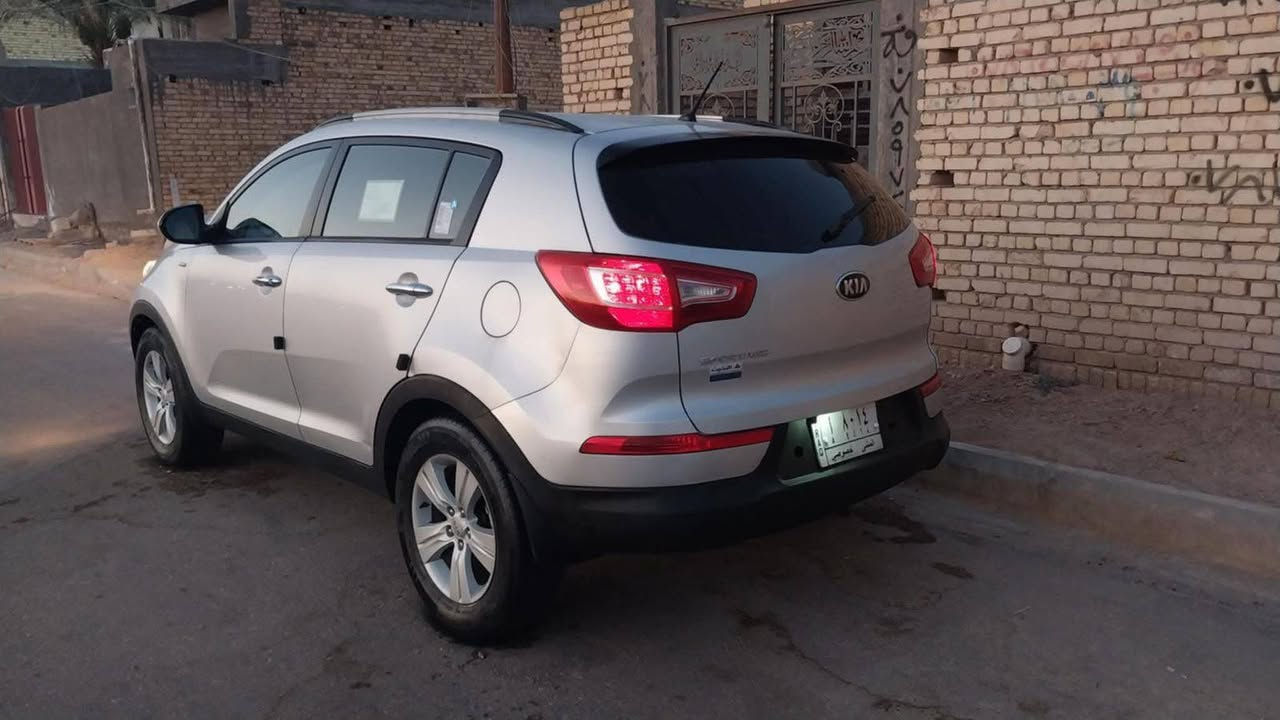 سبورتج موديل 2014
فور ويل كامرة خلفيه 
محرك 2400
تبديل بس بنيد
مداور ثاني يوم 

‏‪+9647804853916‬‏


**إذا كنت صاحب هذا الإعلان وتريد حذفه لأي سبب، رجاءا أرسل رسالة إلى الدعم الفني**