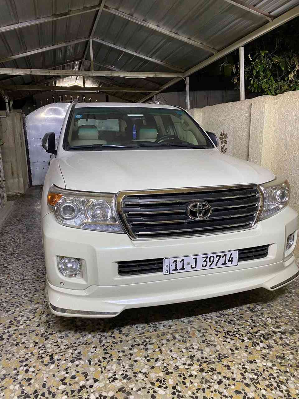 لاندكروزر ٢٠١٠ ماشيه ٢١٤ جديده فقط جاملغ خلفي بيها السعر ٣٠٠
رقم الهاتف ***********
