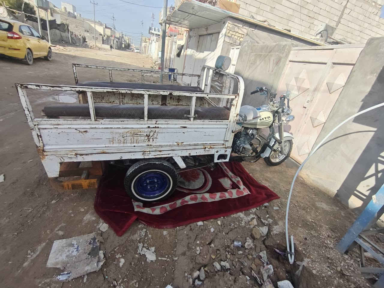 امتيار مديل 9 رقم وسنويه اسود تعمير جديد قبل سبوع معمره للبيع
***********
