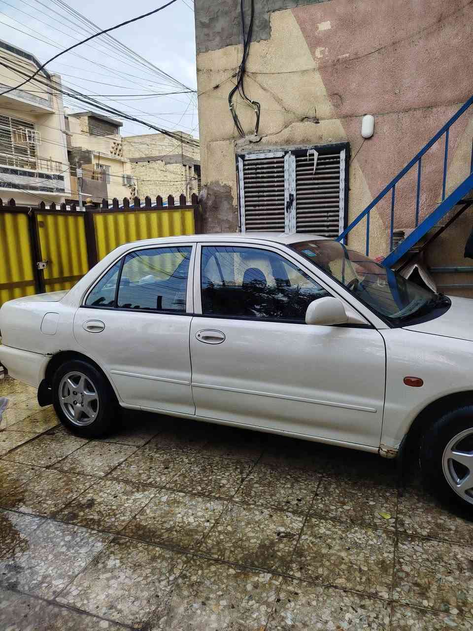 السلام عليكم بروتون 2004 للبيع مكينه و كير نظيفات دواخل نظيفه السياره صارلها عندي 4 سنوات و استعمال بيت كير اوتاماتيك مكفوله بدون ضربه السعر 55 وبيها مجال للاستفسار ***********
