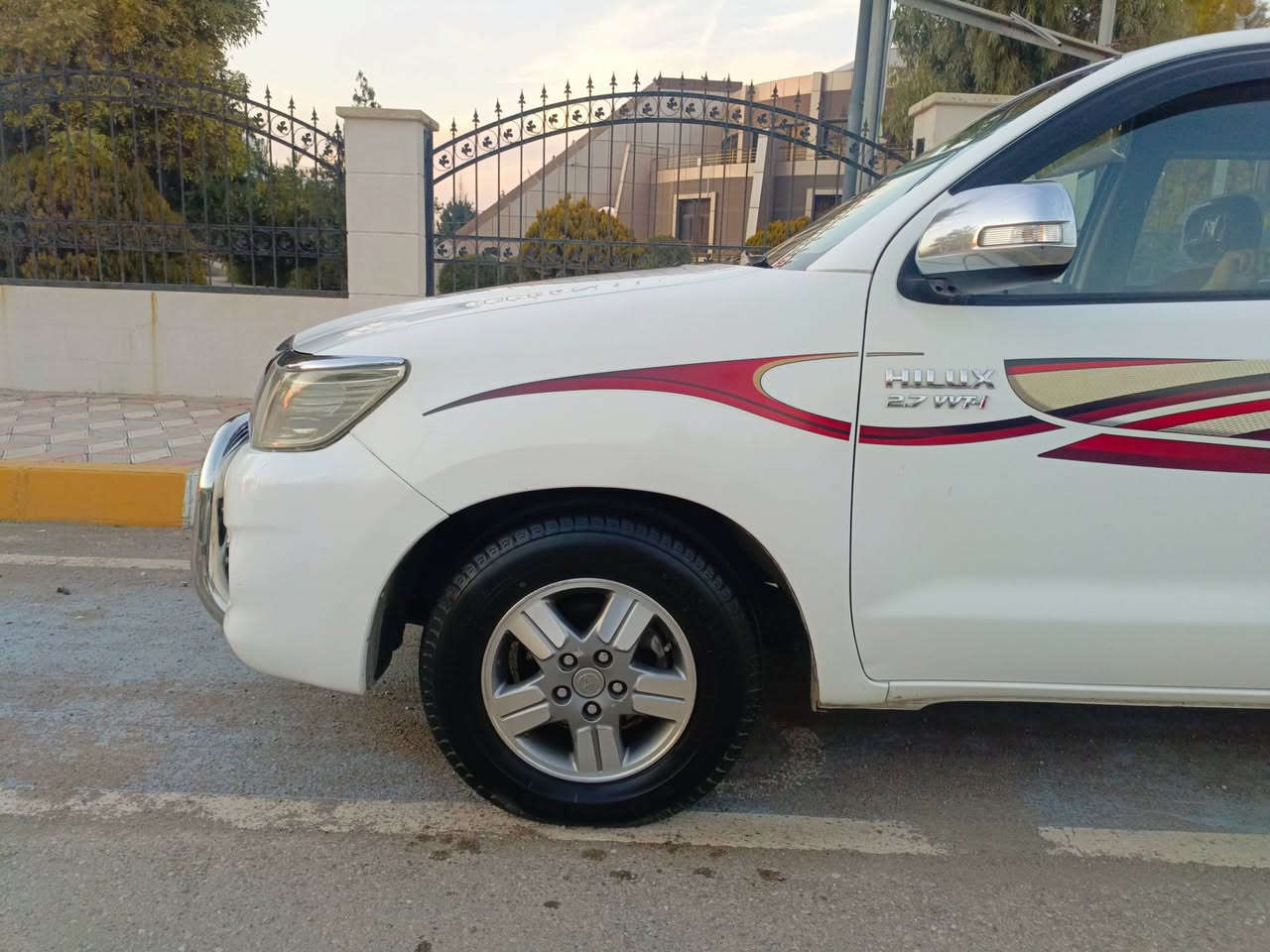 تويوتا هايلوكس 2014_مكفولة بدون صبغ فقط مكانين بارد
كير عادي_شركة جيهان_رقم سليمانية شرط التحويل
كير مكينه تبريد كله بشرط_سعر 208 وبي مجال
مكاني كركوك ***********
