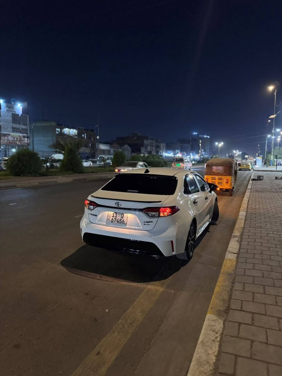 سلام عليكم موديل ٢٤داخل احمر ماشيه اقل ٥٠
كفاله عامه منصبغ ولفتح ولشد ولحادث بس رصعتين بل باب الخلف سايق وحده باب سايق فقط كفاله عامه 
135وبيها مجال سبب البيع عندي بناء  عنوان بغداد 
***********
