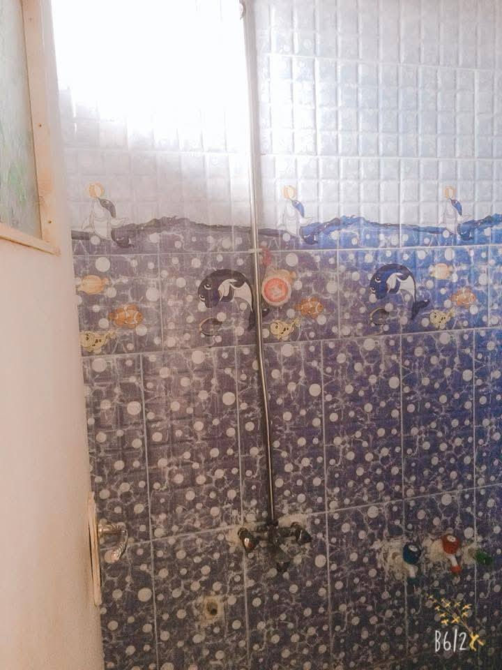 السلام عليكم  مشتمل للأيجار منطقه دور الخليج  طابق ثاني يحتوي على غرفتين نوم ومطبخ وحمامات للاستفسار مراسله على الخاص او الاتصال ع الرقم ***********
