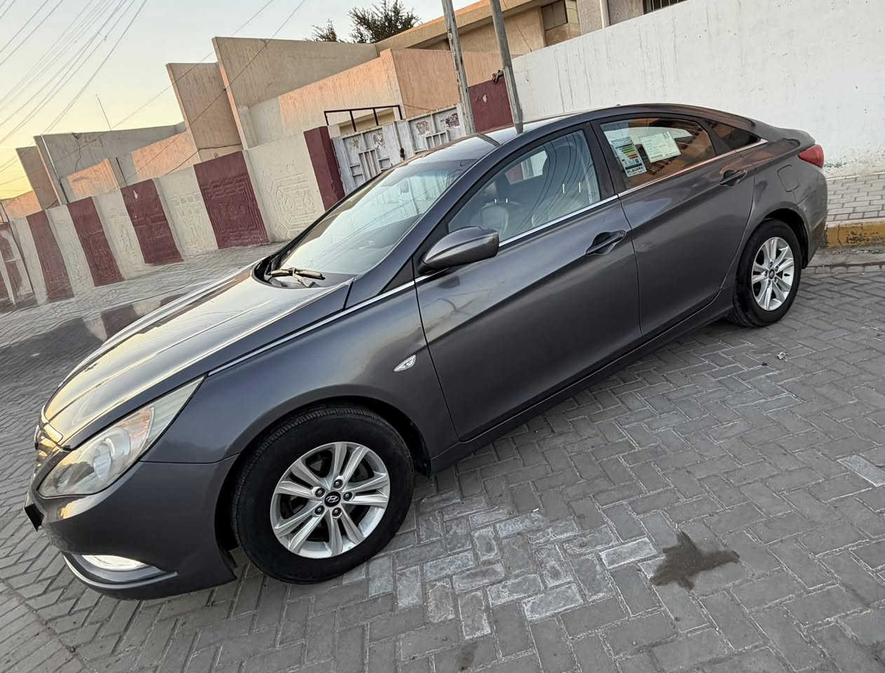 سلام عليكم سوناتا خط واحد غاز كورية 13 
جاهزة مكينة كير حدادية تبريد تدفئة 
سيارة جديدة ماشية 155 الف 
مابيه كل نقص 
عنوان بغداد 
***********
