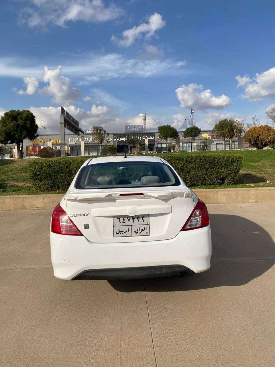 نيسان صني هندي 2021 بليته زركه السياره نضيفة جداً ضررها فقط جاملغ الخلفي  الأيمن صبغ + الجاملغ الخلفي الأيسر بارد الباقي مكفوله كير محرك مكفول 
للاستفسار اكثر الاتصال ***********
الموقع : أربيل
