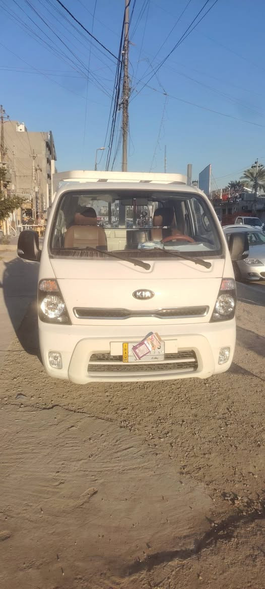 سلام عليكم للبيع كيه حمل موديل ٢٠٢٠ زيرو ماشيه ٢٨ الف شرط الفحص لا صبغ لا ضربه بعده عل وضع شركه ستخدام شخصي سنويه منتهيه ٢٠٢٥ رقم بغداد سعر ١٣٧ بيه مجال قليل حك جيه مكانه بغداد العامريه للتواصل ***********
