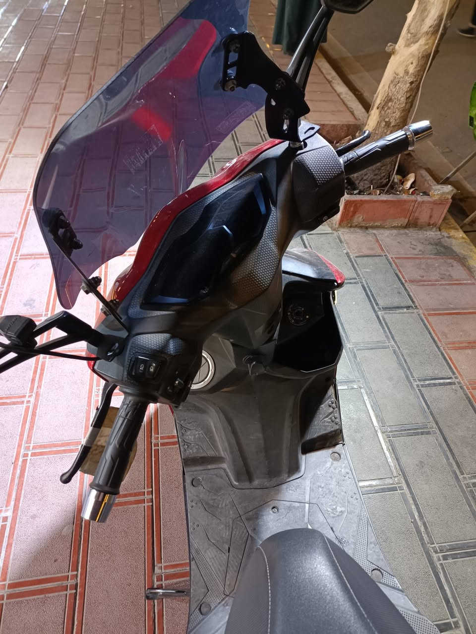 دراجه جديده زيرو / كامكو ياباني  صار شهر  استخدام السعر 13ورقه وبيها مجال
للاتصال ***********
