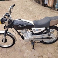 دراجه نامه للبيع بدون وراق مكفول عشرين هاذ رقمي ليريده يتصل  077735675...