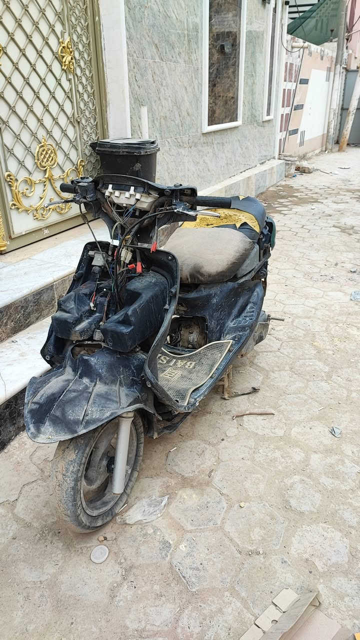 سلام عليكم دولفين للبيع شغاله وتمشي مكينه ناعمه للبيع فقط رقمي ***********
