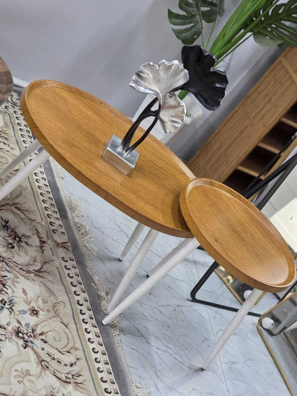 #سارع_بالحجز_ #الجميع
طبلة وسطية قطعتين – خشب سطح + رجل حديد 🔥
تصميم عصري
متداخلة وتوفر مساحة
عملية + شكل فخم بنفس الوقت 💪
📏 القياسات:
🔸 الدائرية:
▪️ القطر: ٥٢ سم
▪️ الارتفاع: ٥٣ سم
🔸 البيضوية:
▪️ الطول: ٧٩ سم
▪️ الارتفاع: ٤٨ سم
#التوصيل مجاني
للحجز والاستفسار مراسله الصفحة او الاتصال بالرقم***********
