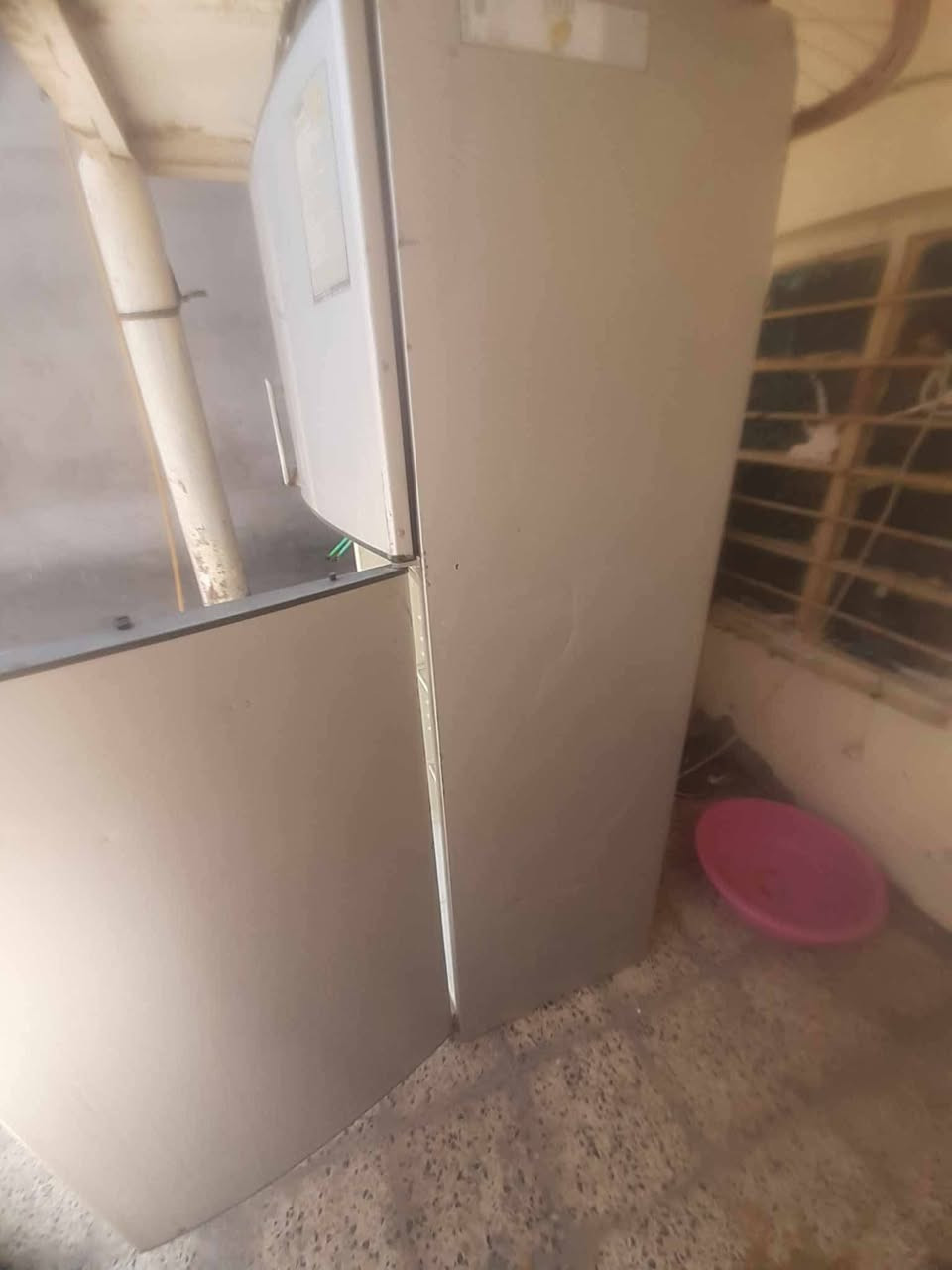 ثلاجه للبيع سعرها100
واي خياس مابيهه واي اشكال مابيهه وعل فحص العنوان   بعقوبه تحرير بشارع أربعين


**إذا كنت صاحب هذا الإعلان وتريد حذفه لأي سبب، رجاءا أرسل رسالة إلى الدعم الفني**