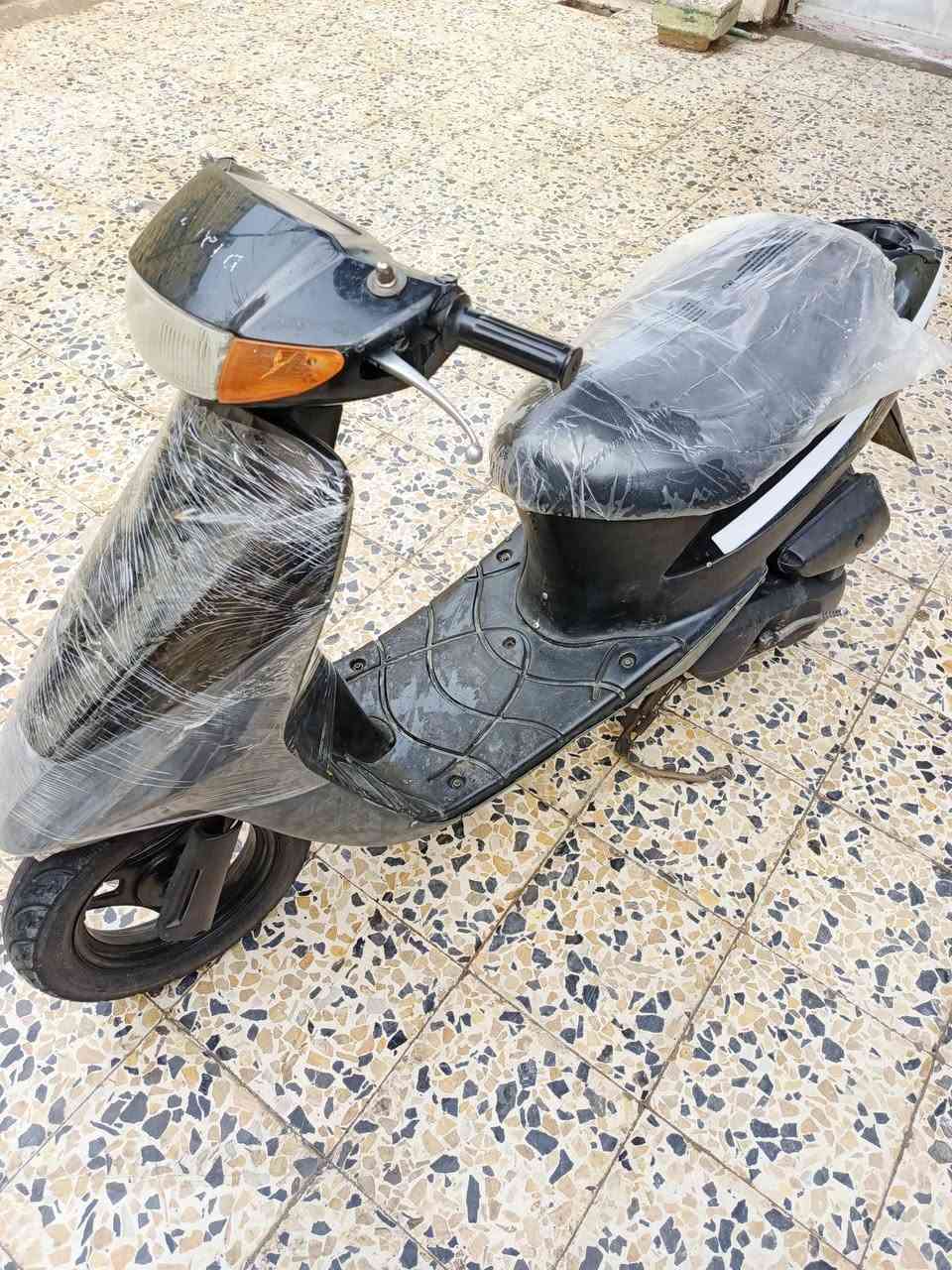 السلام عليكم
دراجة للبيع ذبانه ساسوكي مسطره اصولي
نظيفة كلش كلشي شغال بيها السعر 275
المجر الكبير ***********
