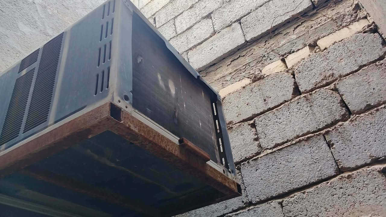 مكيف 2 طن للبيع سعر 225 العنوان كربلاء
رقم ***********
