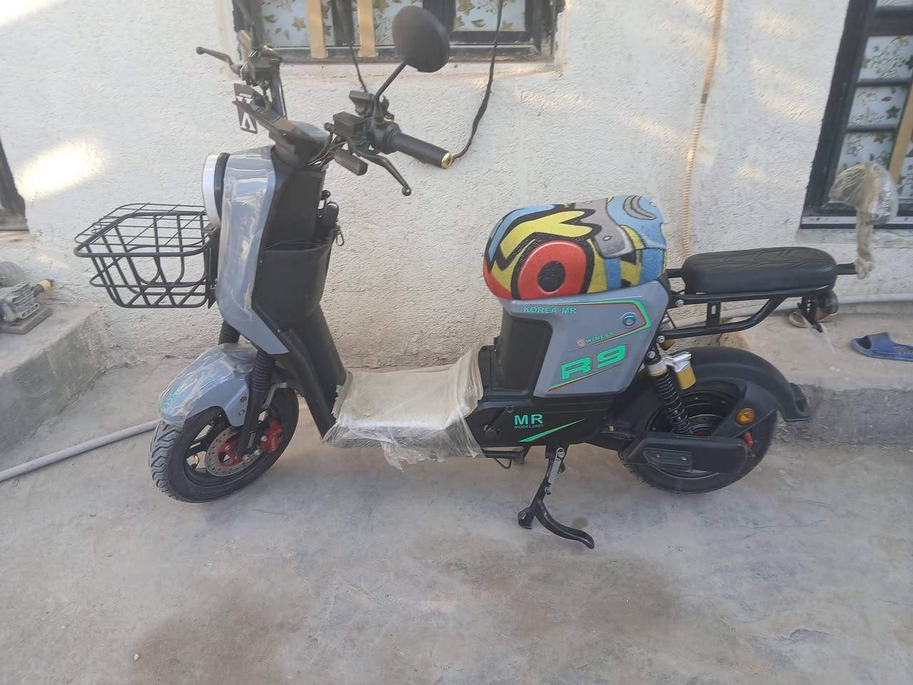 سلام عليكم دراجه R9 للبيع مكاني الجزيرة الاتصال على الرقم ***********
