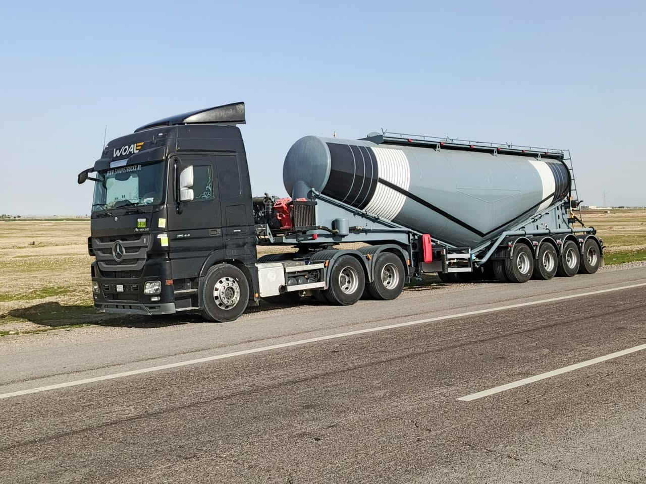 السلام عليكم
اكتروز وعربانه زيروو للبيع 
📞***********
