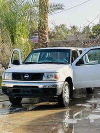 بيكم نيسان مديل ٢٠٠٣ سياره نضيفه مثل ما موجوده بالصور مال مزاد وزارة ا...