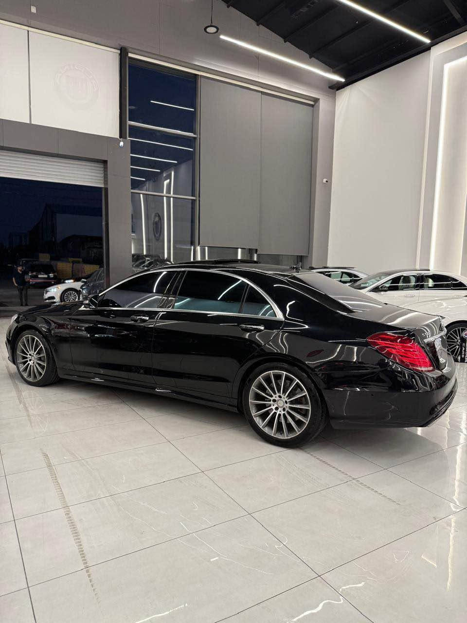 السلام عليكم
للبيع Mercedes S500 2014 وارد الماني كلين تايتل
سعر/ ٣٦٠$ ورقه بيها مجال لطيبين 
مكينه 8 سلندر (4فصوص) 
بانوراما ٥ بردات ٤ كامرات حساسات 360 اوتو بارك رادار امامي رادار خلفي نقطه عمياء كشن تدفئه و تبريد كشن يفتر ويه لستيرن قياده اليه ثلاجة خلفيه عطر بجكمجة شاشات خلفيه بصمه ابواب بصمه تشغيل جكات تنزل وتصعد كشن خلفي مفصول vipداخل لدات ٧ الواناستيرن G جنطه كهرباءكشنات خلفيه كهرباءداخل جلد ابيض (اصل)ماشيه 100 الف
 
بيها مكانين صغير تعديل بي دي ار والباقي مكفول
مكينه وكير مكفولات بوضع الشركه (صفر مسج)
مكانها اربيل مدينه معارض 
للاستفسار: *********** whats app أربيل, العراق
