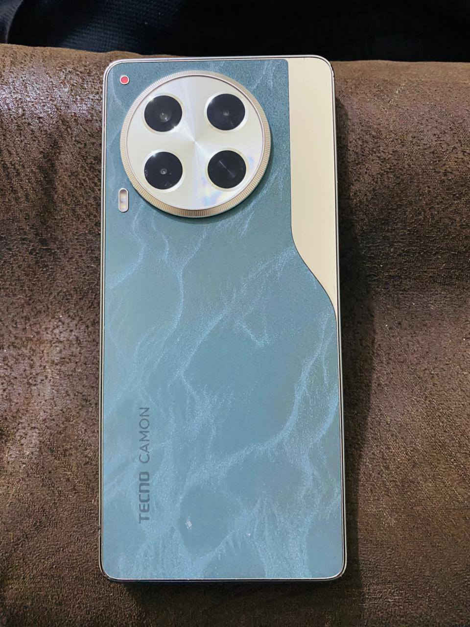 السلام عليكم
TECNO CAMON 30 5G الجهاز جديد مصار هواي من اخذته الجهاز حيل نضيف واستخدمه كلش خفيف الذكره 512 العشوائيه 12 مامتواجد بل فيس رقم الواتساب ***********
