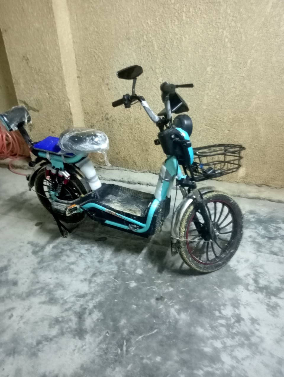 للبيع ماطور شحن باتريات بعدة جدد سعر 350الف وبيه مجال


**إذا كنت صاحب هذا الإعلان وتريد حذفه لأي سبب، رجاءا أرسل رسالة إلى الدعم الفني**