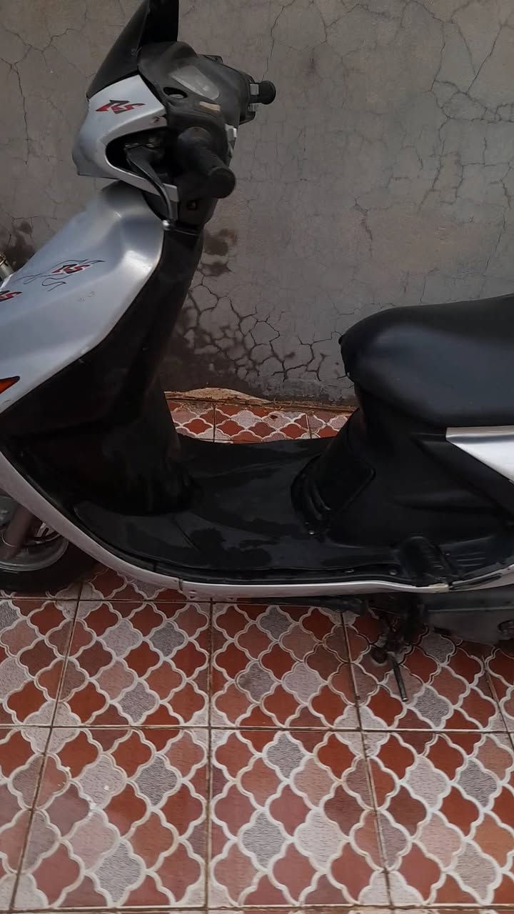 دراجه فحل فراشه
مكينكه لاتنقيص ولا تبخير
كهربائيات كلها شغاله
نكره سلف
بابل
 السعر 350 
لاتصال ***********
