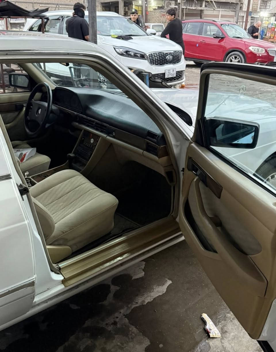 جامبو مديل 90لبيع
تخم تاير 
دبل مروحه
باتري جديد 
مكان الحبيبيه  ***********
