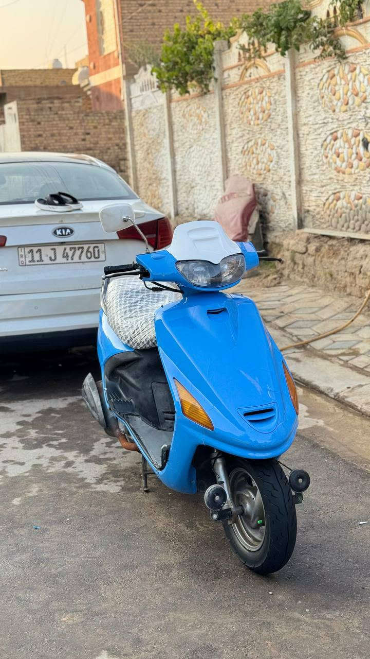 فراشه حاويه للبيع شوفت عينك النضافه كفاله عامه مكينه بطنهة بعدهي صفره تجي وتجيب الف مصلح وياك مكينه ما مفتر بيهة برغي شوف الصور للأستفسار اكثر علق واني اجيك خاص او اتصل *********** وبيه واتساب
