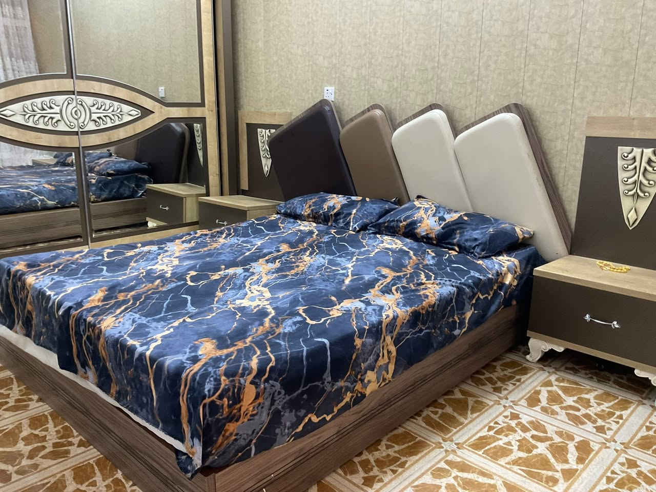 غرفة نوم نضيفة بدون ضرر مكانها دارتوو السعر 220 الف
بدون دوشگ


**إذا كنت صاحب هذا الإعلان وتريد حذفه لأي سبب، رجاءا أرسل رسالة إلى الدعم الفني**