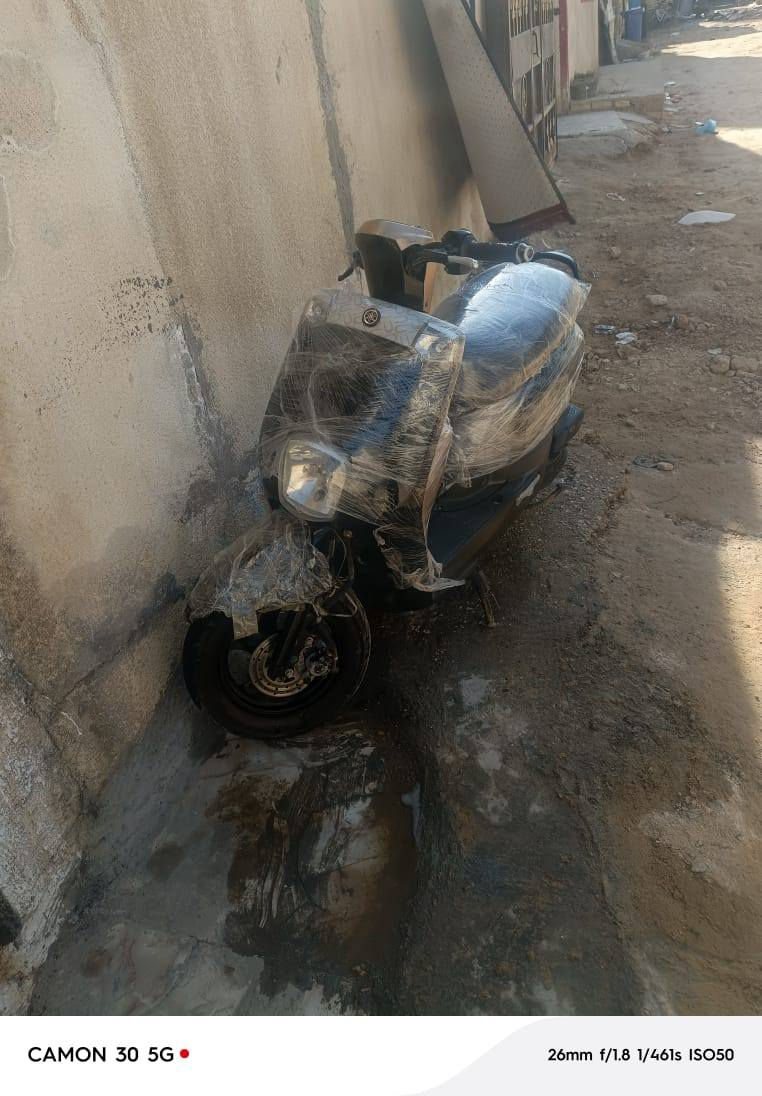 سلام عليكم ماكس بوليس 2018.حديث .نوزل ياباني وليس صيني صارله تلث اشهر من طالعه من المعرض مع وصل معرض دشبول ذهبي المحرك ما مفتوح بي برغي الدراجه مختمه من الطول لطول بيها حساسات يعني اي عطل بل دراجه يطلع بل شاشه مال عداد دراجه نضيفه كلش مستعجل على بيعتها السعر ***********.او تراسلني واتساب او تراسلني خاص المكان كربلاء طريق الحر الاتحاد
