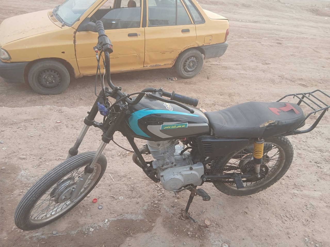 دراجه للبيع سعره ٣٠٠الف قفل غير قابل للنقاش دراجه حلوه بدون اوراق***********
