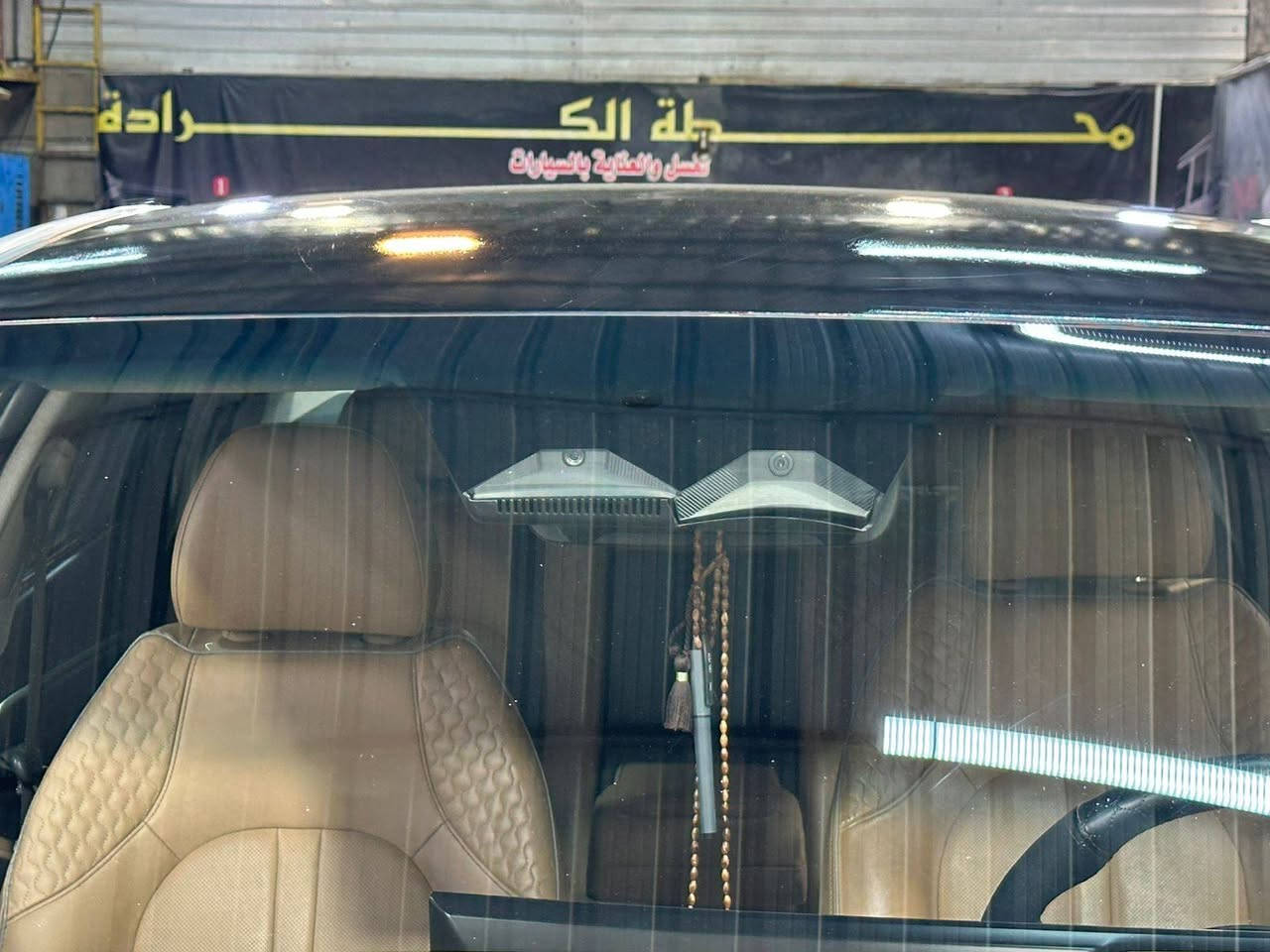 سوناتا 24 شكل ال 25 وارد کوریا هایبرد بانزين كهرباء 3 شاشات كامرات دواره رادارات توقف امام وخلف حساسات دایر مدایر اسیاره حتى بل ابواب الابطانه حساس داش كام بلاد خلفي امامي ينعرظ بشاشه داته شو کشن خزن ميموري وكهرباء ثنينهم و حار بارد مري حساس قلاب شفط هیتر سستم بردات بلاد كهرباء سستم صوت 14 سماعه بوز و دمام صندوق ذكي كهرباء كير تعليك ستيرن تدفى شفتات اوتو هولد تحکم بوضعيه الكامرات تتحكم تقديم وترجيع بل ريمونت الداخل جلد عسلي الخلفي تدفئ اناره بل ابوب ترحيب و اناره محيطيه 15 لون وتحديد مسار
العنوان بغداد الكراده 
السعر 185
***********
