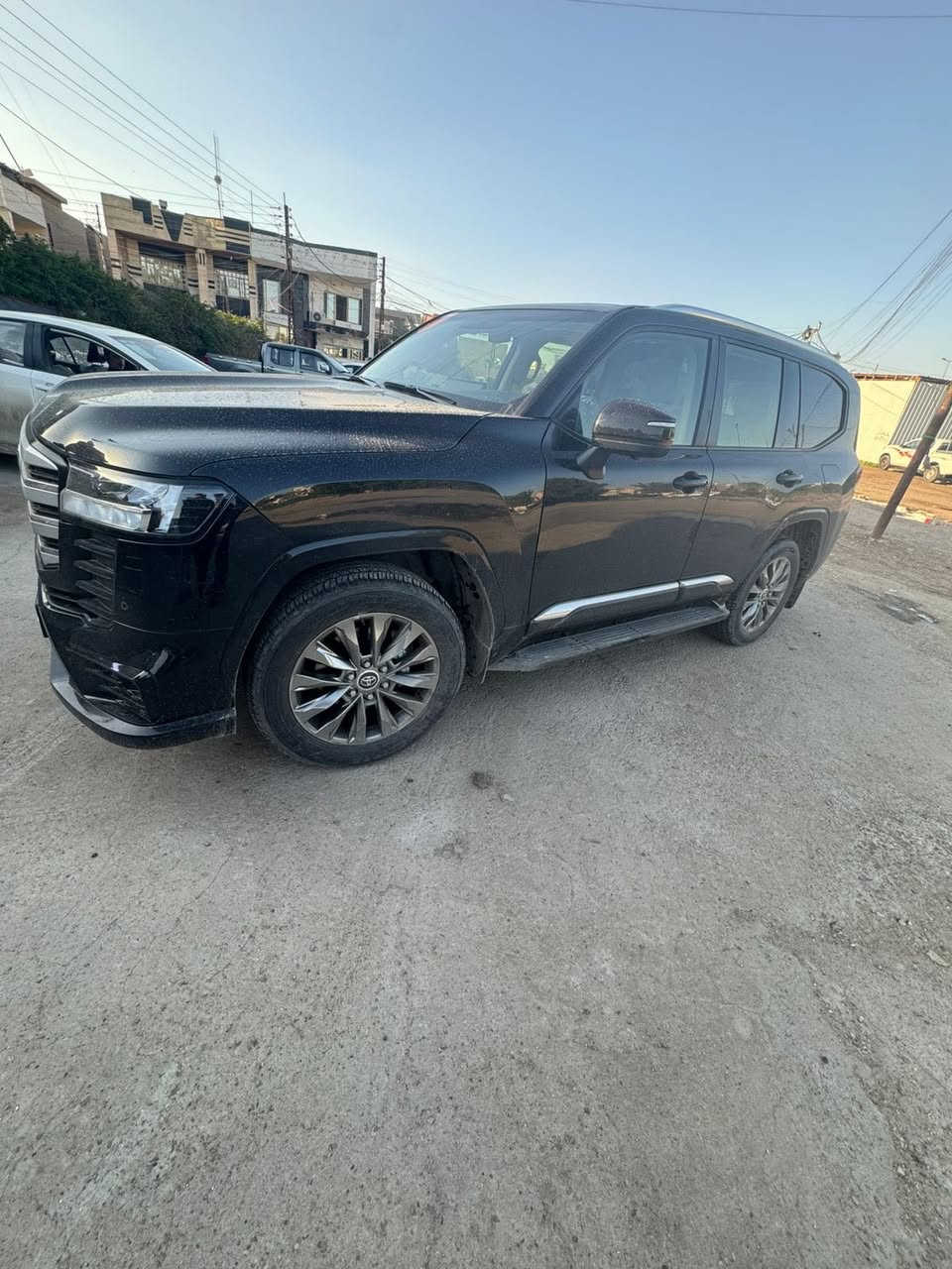 ‏سلام عليكم 
 ‏سيارة موديل 24 سيارة كلش حلوة جديدة ماشية 20 رقم بغداد سنوية باسم راعيها علوان بغداد سيارة ترهم مقدمة ثلاثة والباقي ثلاثة تشهر أو أروع بيع بغداد فقط سعر اتصال ***********
