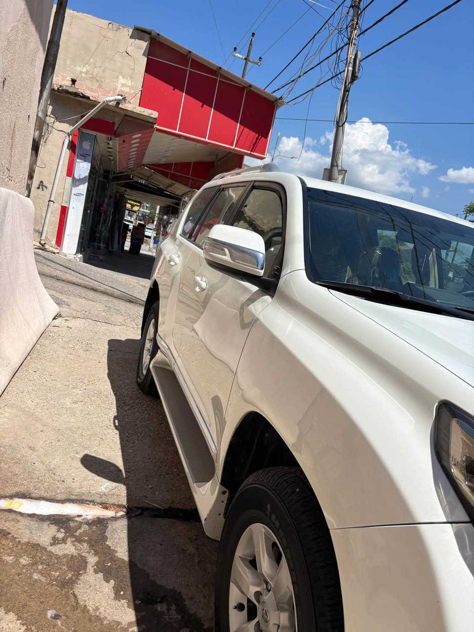 پرادو موديل ٢٠١٦ كلين بدون صبغ فول فول tsl سلايت حساس كاميره ٣ مقاعد محرك 4 شريكه جيهان محرك ما مفتوح كبس سياره على وضع شريكه تحويل شرط  رقم *********** دهوك, العراق
