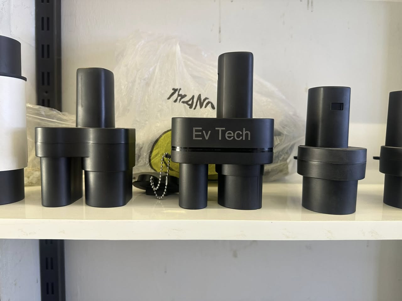 السلام عليكم
تسلا الليث EV-Tech
نوفر لكم كل مايخص سيارات تسلا 
بغداد الدوره شارع المصافي 
للتواصل 
***********
***********
***********
او يمكنكم التواصل من خلال الصفحه الرئيسيه EV-Tech

