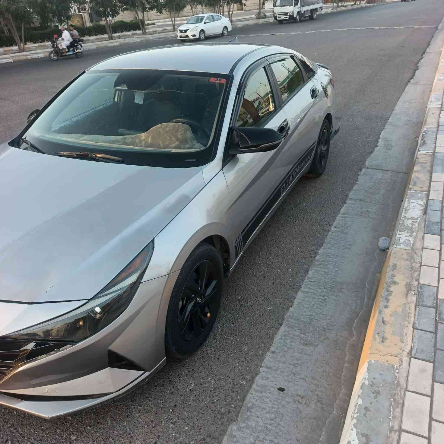 موديل 2021
 وارد امريكي فول مواصفات عدا الفتحه
 معوقين باقي ع السنويه 8اشهر
١١٥ وبيه مجال
***********
 ***********

