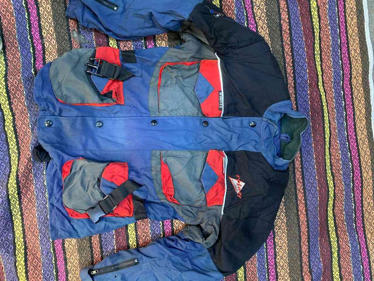 السلام عليكم طلعتلي قماصل مال دراجات ناريه فول كسارات القطعه ع 25 الف مكاني بغداد البلديات *********** واتساب
