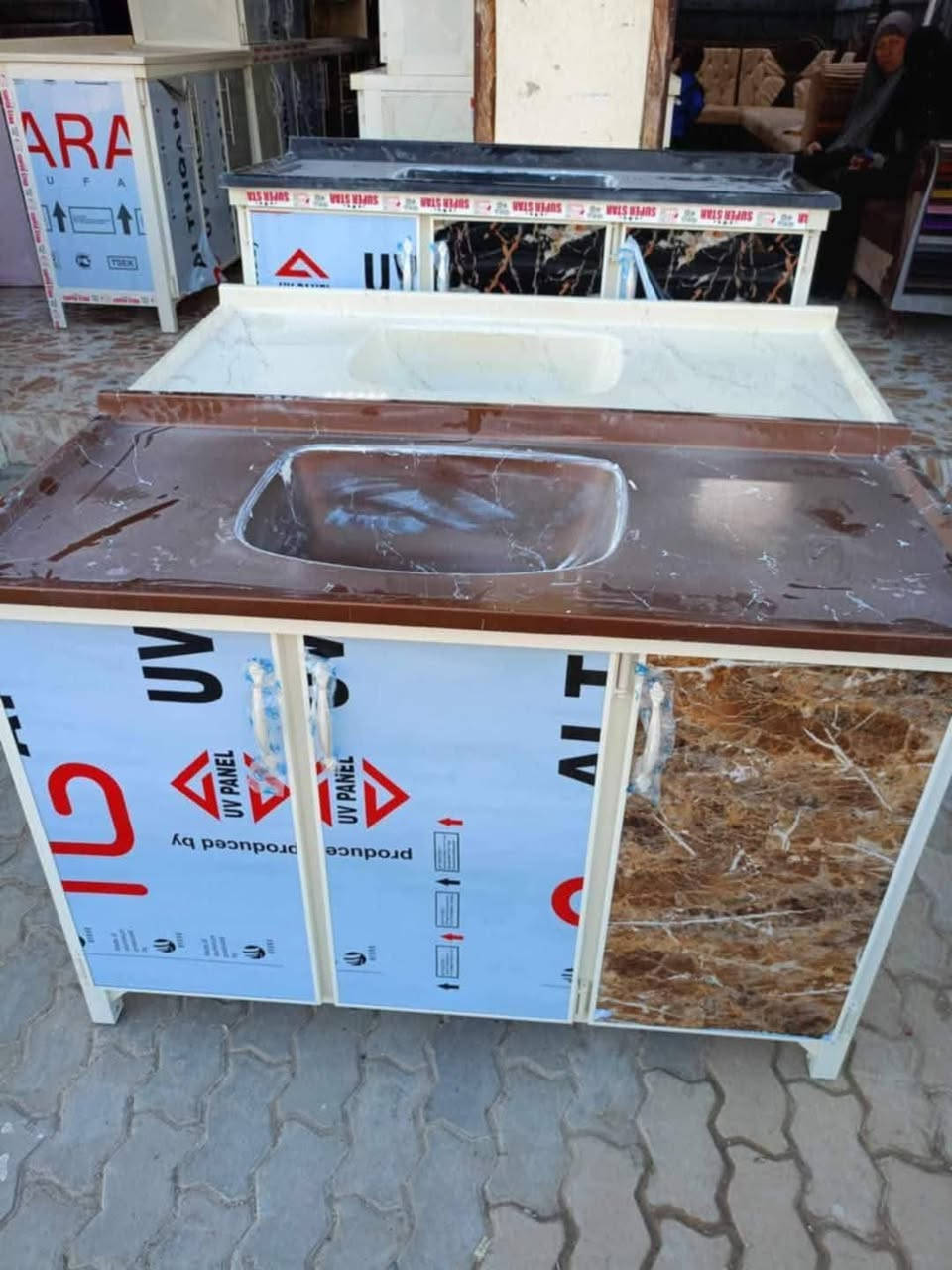 #مــلاحــظــه سنك مرمر جديد بــ ســعــر 110 الف فقط
#معرض_علاوي_الدغيش_للاثاث_المنزلي 🫡❤️
وصـووول وجـبـه جـديـده مـن السـنـكـات الـمـرمـر 
سـنـك الالـمـنـيـوم تـركـي شـغـل كركوك حـطـاطـه
مـرمـر سـوري اصـلـي قـيـاس 1.30 سـانـتيـم 
يـتـوفـر جـمـيـع الالـون الـقـيـاسـات الـمـخـتـلـفـه
وبــســعــر 110 الف دينار فقططط 😁🥰
#العنوان_بيجي_داخل_السوق_مقابل_اسواق_الشاطي 
للاستفسار او الحجز *********** / واتساب 📞☎️
او *********** / واتساب 
ايضا تتوفر لدينا خدمه توصيل 🛻🛻🛻
