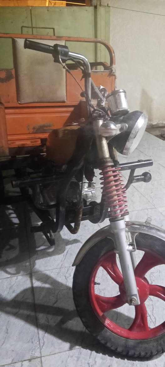 ستوته جمره لالبيع موديل 2017محرك جديد سدر جديد تواير جدد اكسل لطش كهربائيات كله جددد ستوته بس بديه تعبات عوزه الحيم اوراق اب 1200اوبيه مجال قليل ***********
