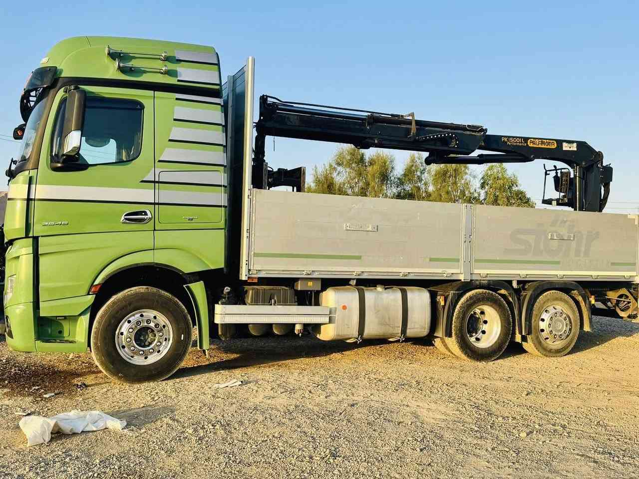 سلام عليكم خوان موجود سياره البيع موديل ٢١٧ فول مواصفات جهاز ١٥الستفسار(***********
