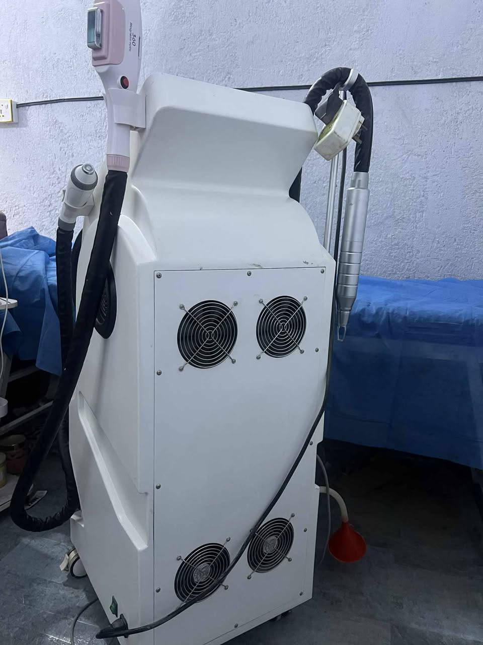 جهاز مالتي فاكشن لإزالة الشعر وازالة التاتو والوشم وشد ونضارة البشرة وتقشير كاربوني نتيجه من اول جلسة الامريكي ثلجي سعر مليون و٤٠٠ وسديه هديه


**إذا كنت صاحب هذا الإعلان وتريد حذفه لأي سبب، رجاءا أرسل رسالة إلى الدعم الفني**