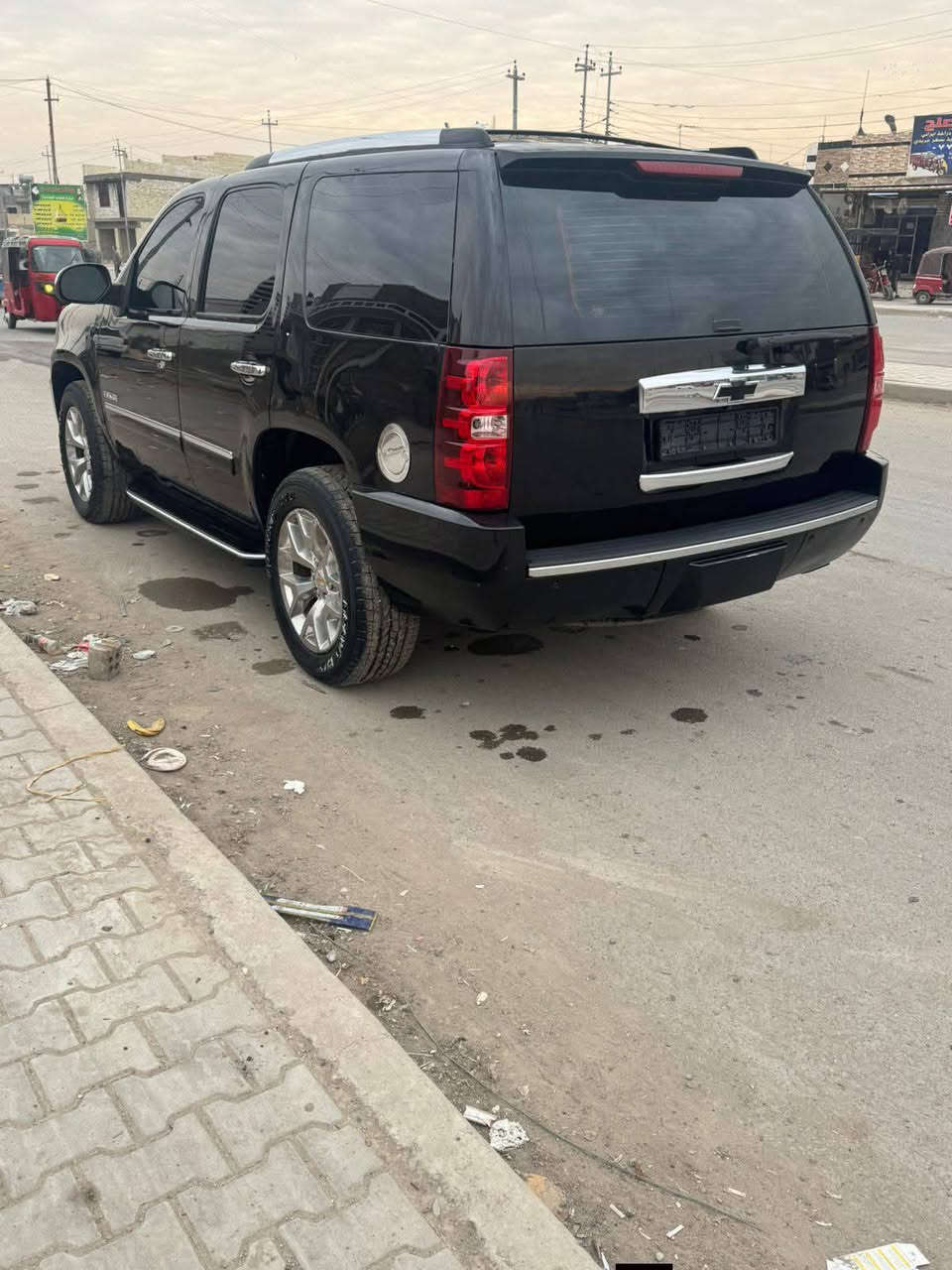 شوفرليت تاهو أدوات  نضافه فول
كص قماره
دخول جديد
الموديل: 2009 
المواصفات 
LTZ  فول فول 
مقاعد جلد 
داخل عسلي 
ويل كب كروم 
20
دلعه كهربائيه 
———————————
أدوات أدوات ادوات
———————————
السعر 83وبيها  مجال 
البيع فقط بدون مراوس 
اي استفسار لتصال
***********
‏‪***********‬‏
مكان السياره بغدااد
