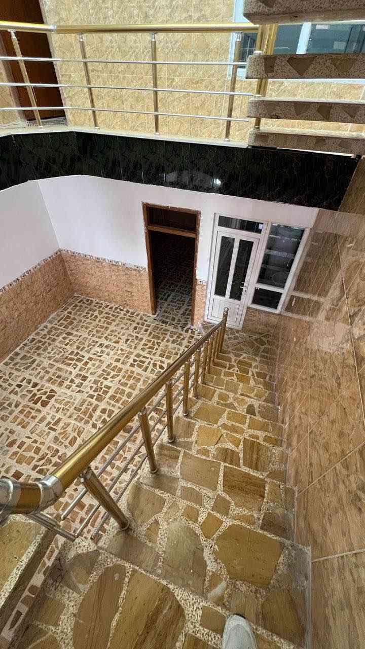 كود اعلان 8/40
منزلين للبيع في #اربيل حي #هفالان قرب سايدين منارة 
مساحة:100متر  سعر جدا مناسب 🔥
يتكون من:3غرف نوم
مطبخ 
مجموعة صحيات 
كراج
للتواصل 📞
***********
***********
**
في حال لم يتوافق العقار مع رغبتكم او لم يكن بقدر امكانيتكم زوروا موقعنا على تلكرام للتصفح على اكثر عدد من العقارات المتوفرة 
https://t.me/alialmshhadani أربيل, العراق
