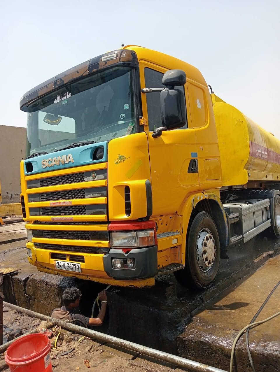 اسكانية2003انجكتر420كوبرة4ب4تكيال الدورةرقم دهوك بسمنةمكان السيارة بغداد الامين ***********
