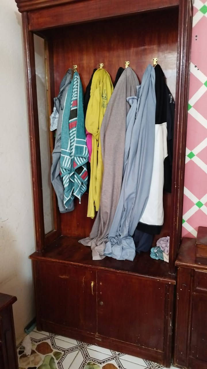 ملحقات غرفه صاج عراقي للبيع اشراي  يتصل على الرقم *********** بي واتساب سعره ٢٠٠
