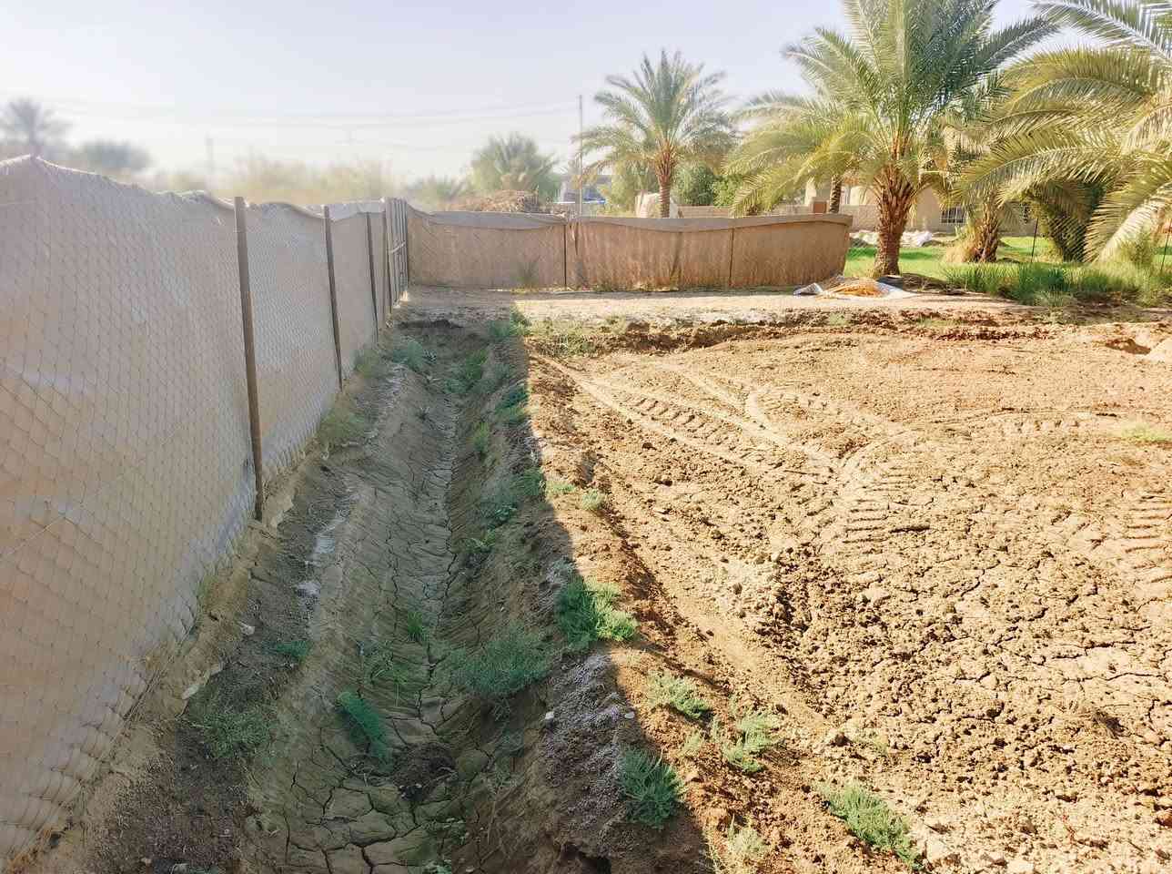 السلام عليكم ارض طابو زراعي سند/25/المساحه. دونم 
الموقع خلف جامعه بابل / 
للاستفسار 
محمد رشيد ‏‪***********‬‏
منتظر الصليخي ***********
                        ***********
