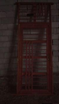 باب حديد2ملم ارتفاع 3وعرض متر مكلف بالنشر07846454474