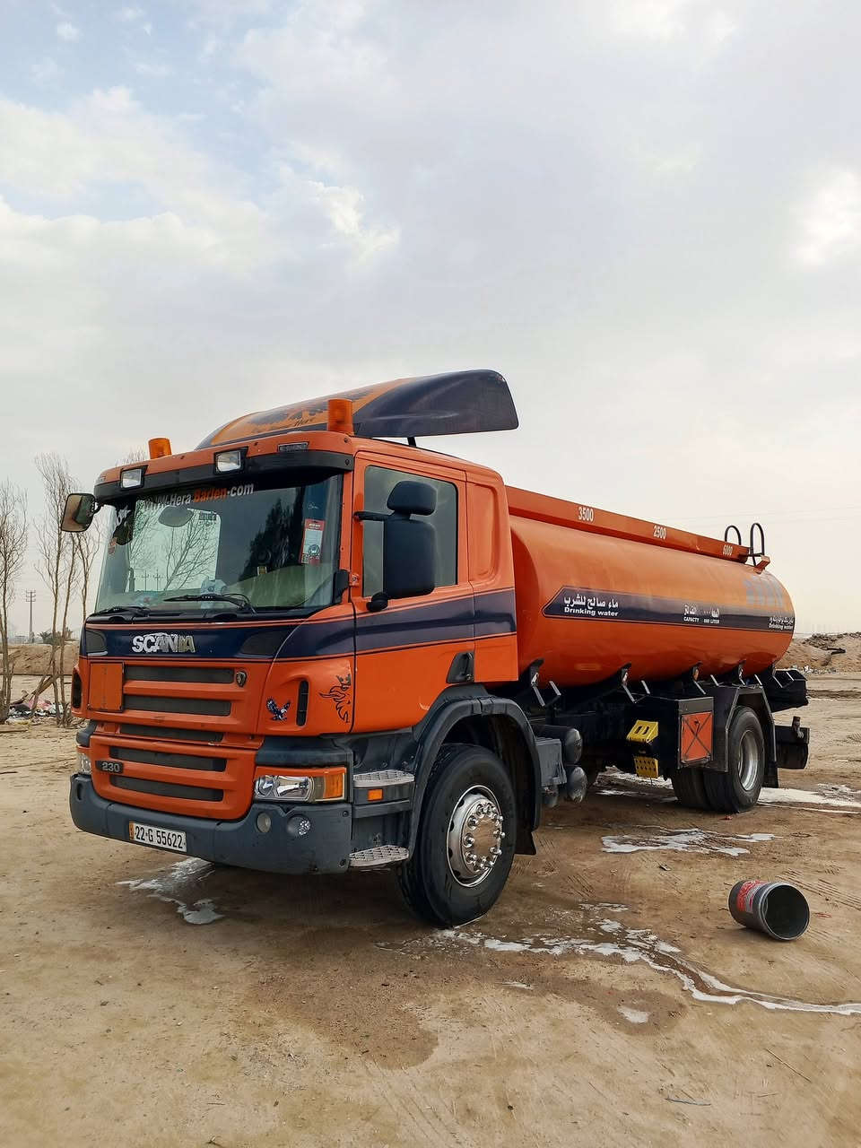 سلام عليكم للبيع سكانيه الفين وسبعه رقم اربيل سنويه ال 27 وعشرين تخم تاير جديد سياره جاهزة العمل سعر 300وبيه مجال قليل مكان بصره سفوان


**إذا كنت صاحب هذا الإعلان وتريد حذفه لأي سبب، رجاءا أرسل رسالة إلى الدعم الفني**