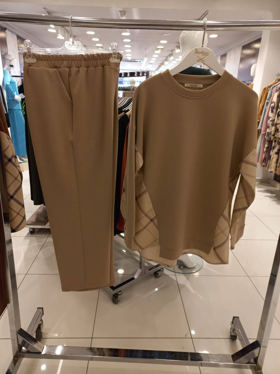 🦅 ازياء بشار 🥳2025 / 2026

تم وصول ( سوت )
قياسات _خاصه 

توجد خدمه توصيل 🚚داخل الصويره ولجميع المحافظات العراقى 🚛

العنوان/ واسط صويره شارع نجمه مقابيل ماركت بيت ميره     🧿ازياء بشار 🧿

الحجز *********** _واتساب
