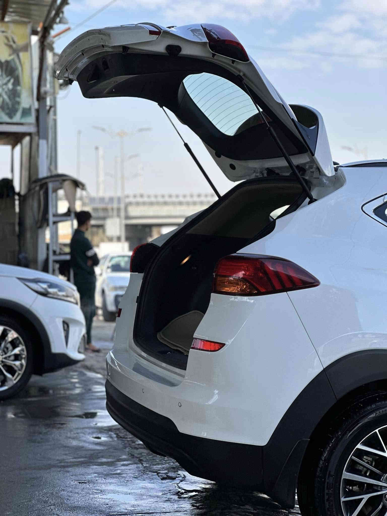 توسان موديل 2020 فول مواصفات كوري اصلي 5 عدسات رقم بغداد باسمي سونارها موثق ماشيه 79 قابله للزياده مع الصور مكان السياره الرمادي قرب مدخل الرمادي السعر 21500 هاتف ***********
ملاحظه الي مو شراي لا يفلسف براسي اخذي 25 اخذ 26 روح اخذ ماني لازمك
