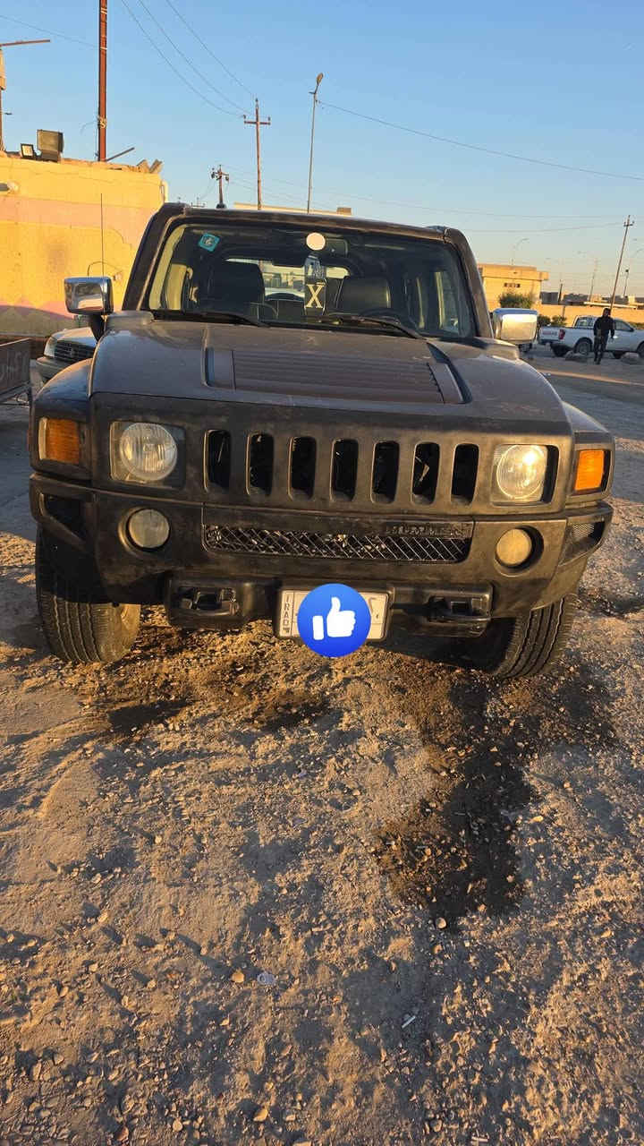 السلام عليكم همر H3 لون سمنتي  السياره حلوه بيهه صبغ قليل خليجي كير ومحرك بلادي  موديل 2008رقم بغداد  عنون السماوه سعرهه 90 وبيهه مجال***********
