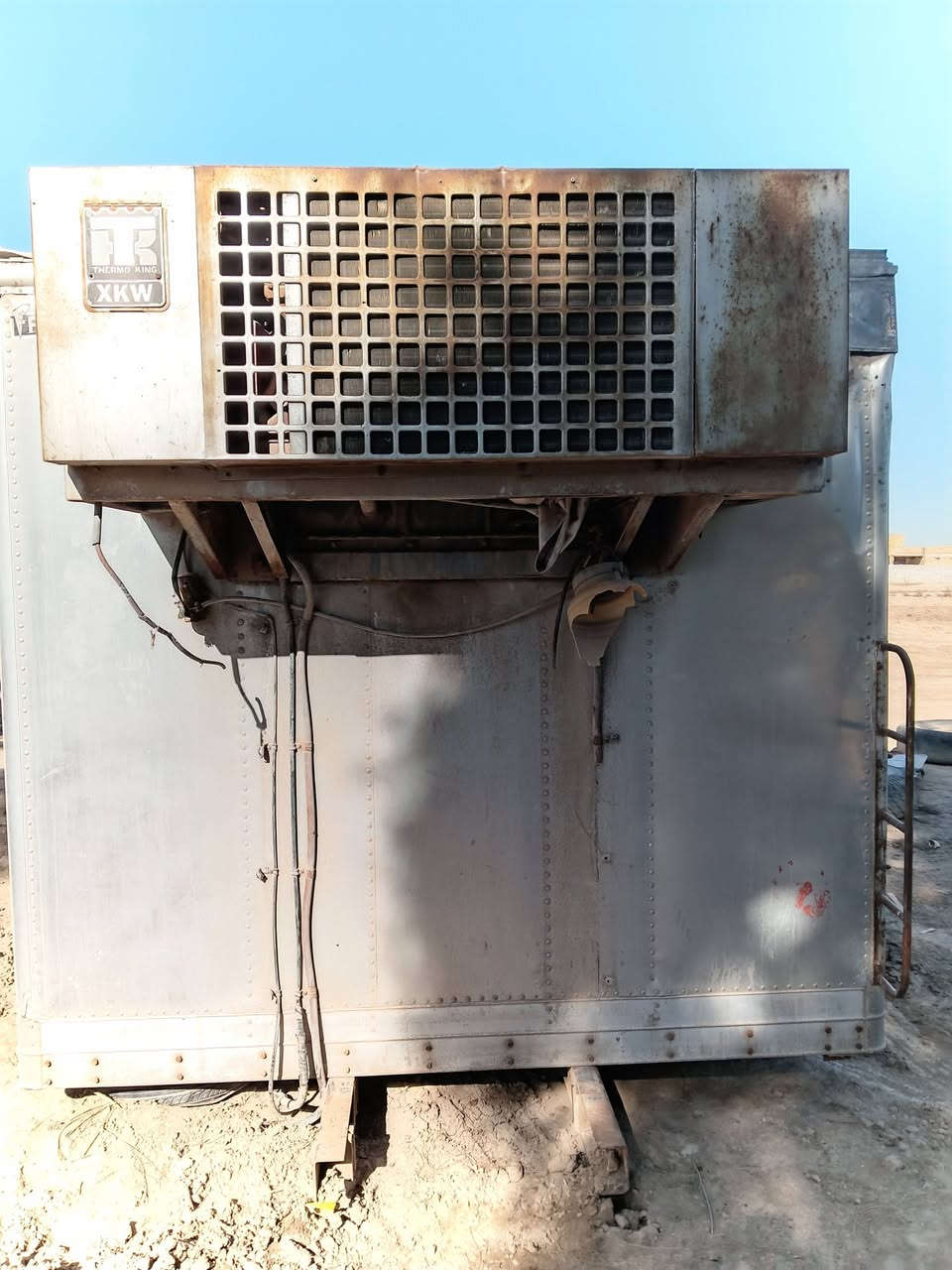 السلام عليكم 
براد للبيع
المكان بابل الحمزه الغربي
للاستفسار ***********
